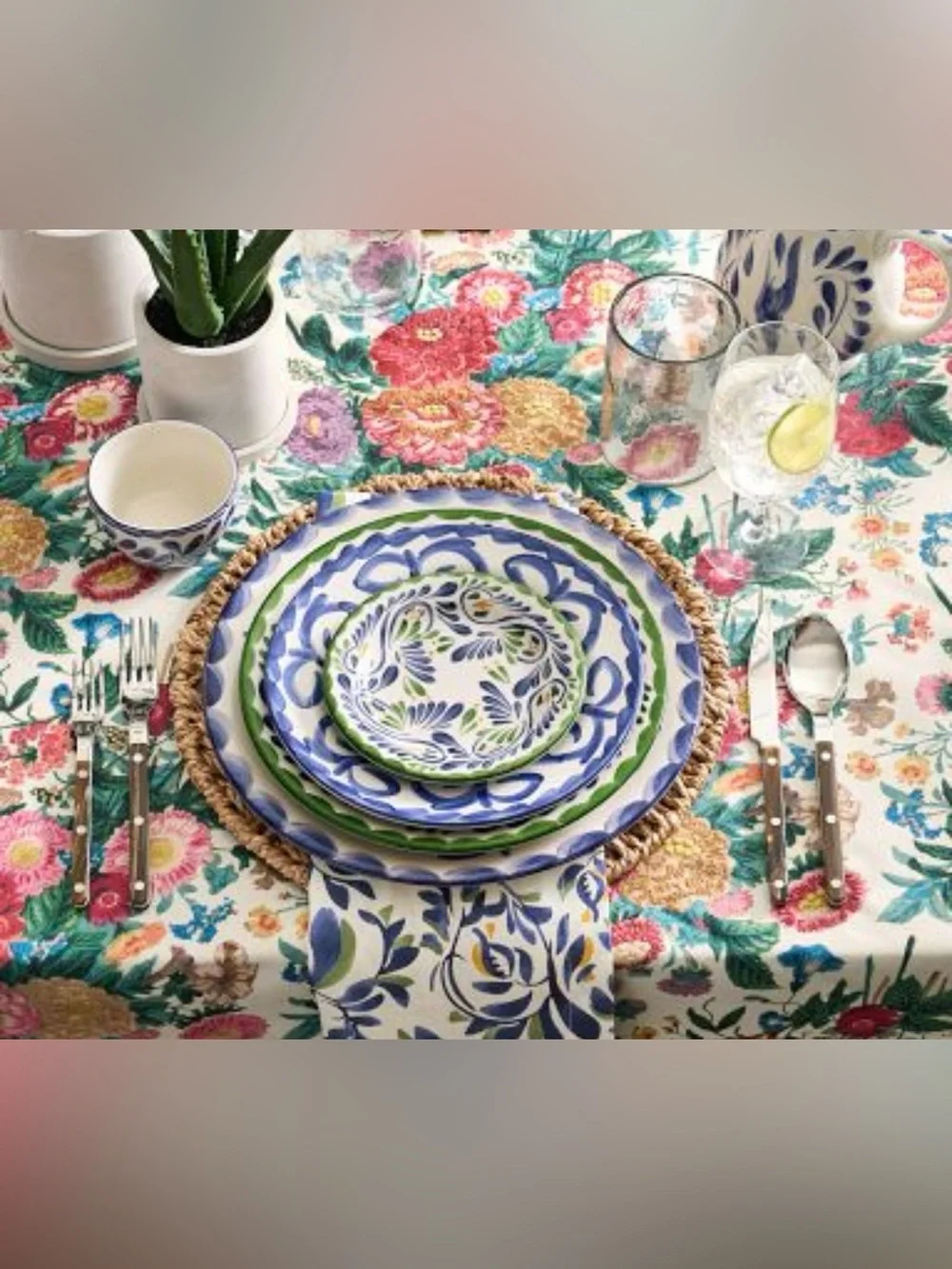 Pottery Barn Puebla Organic Cotton Napkin ~ Set of 4